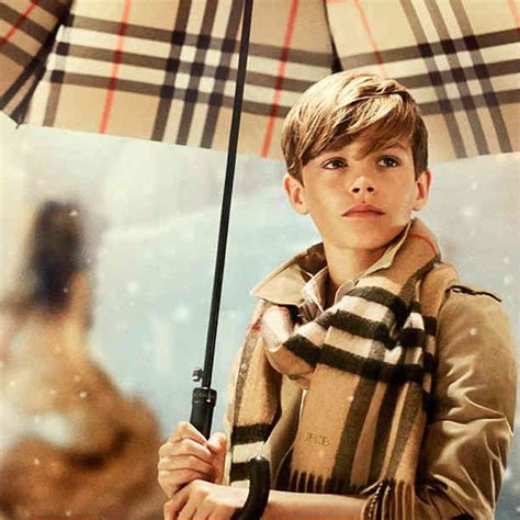 Romeo Beckham Plays Cupid In Gorgeous New Holiday Ad!